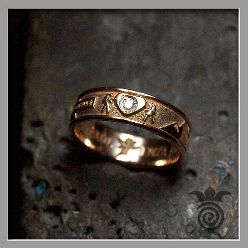 Anneau-de-mariage-union-saint-jacques-de-compostelle-or-rose-diamant